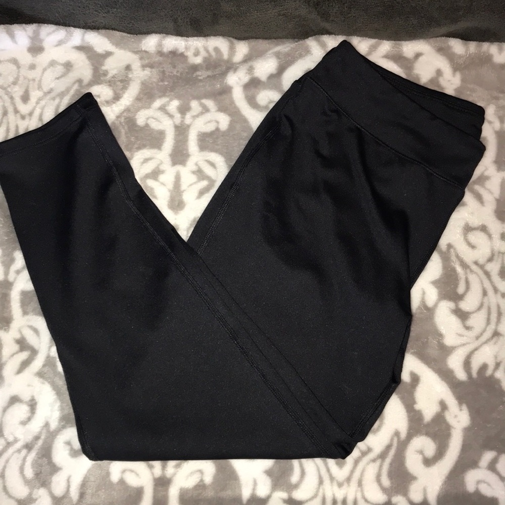 Girl bcg 7/8” workout leggings.